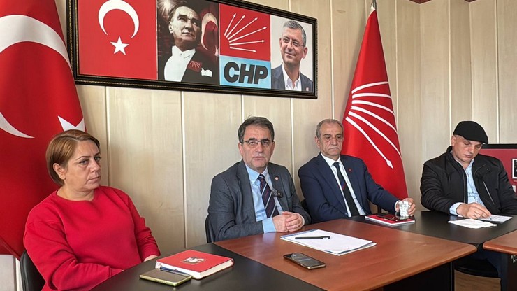 chp-rize-il-baskani-saltuk-deniz-3.jpg