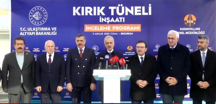 ulastirma-ve-altyapi-bakani-abdulkadir-uraloglu-erzurum-ispir-rize-devlet-yolu-ve-kirik-tuneli-projesini-inceledi-4.jpg