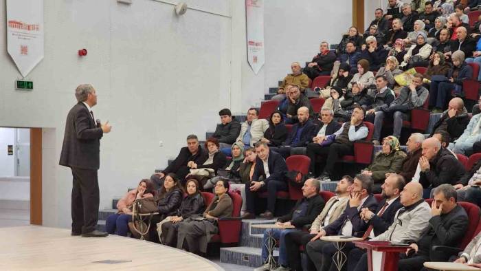 Kütahya İl Milli Eğitim Müdürlüğünden "Veli Buluşmaları" Programı