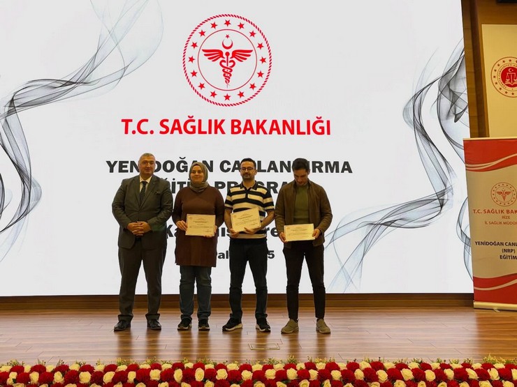 rizede-yenidogan-canlandirma-egitimi-duzenlendi-12.jpg