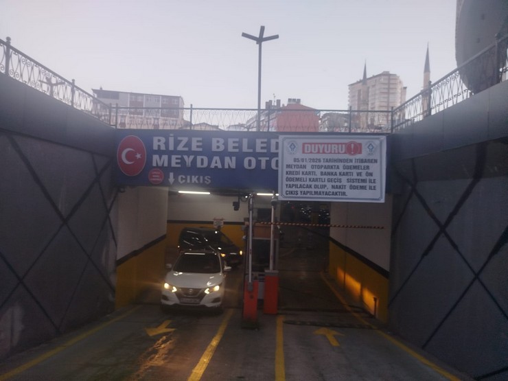 rize-belediyesi-meydan-otoparki-kartli-sisteme-geciyor-1.jpg