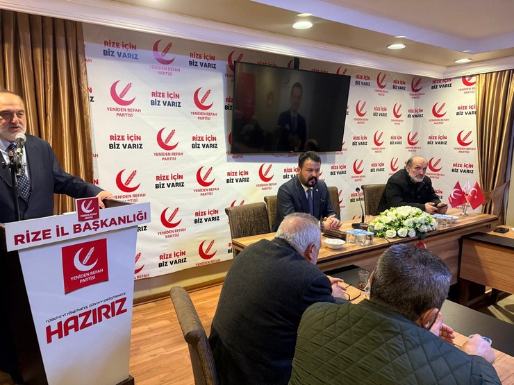 yeniden-refah-partisi-rize-il-baskanligi-ocak-ayi-il-divan-toplantisini-buyuk-bir-katilimla-gerceklestirdi-4.jpg