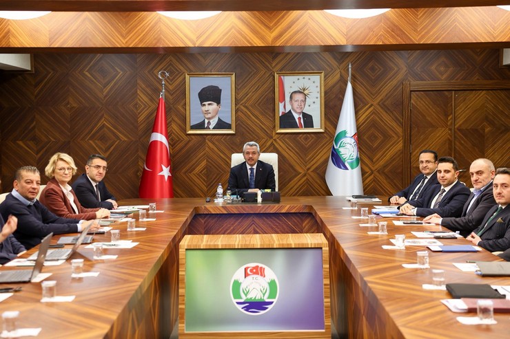 kackar-by-utmbnin-2025-yili-organizasyonuna-yonelik-degerlendirme-ile-2026-yili-planlama-toplantisi-valilik-toplanti-salonunda-vali-ihsan-selim-baydas-baskanliginda-3.jpg