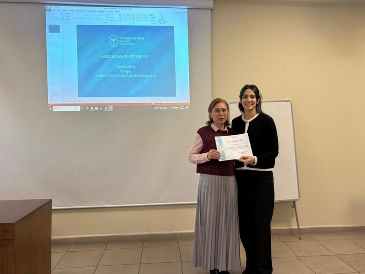 rizede-kadin-sagligi-icin-onemli-adim-saglikli-menopoz-okulu-kapilarini-acti-4.jpg