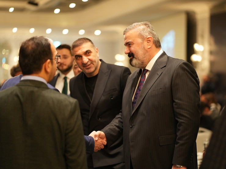 caykur-rizespor-camiasi-iftar-organizasyonunda-bir-araya-geldi-1-001.jpg