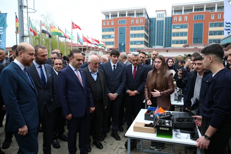 sanayi-ve-teknoloji-bakani-mehmet-fatih-kacir-recep-tayyip-erdogan-universitesinin-kurulusunun-20-yil-donumunde-7.jpg