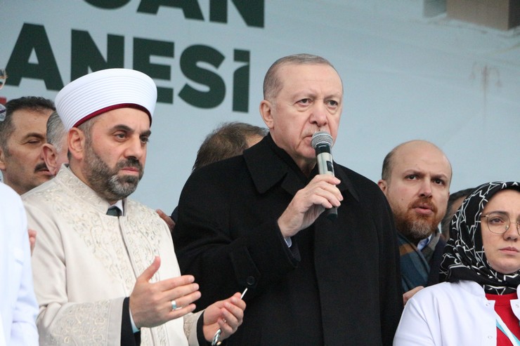 cumhurbaskani-recep-tayyip-erdogan-rizede-3-003.jpg