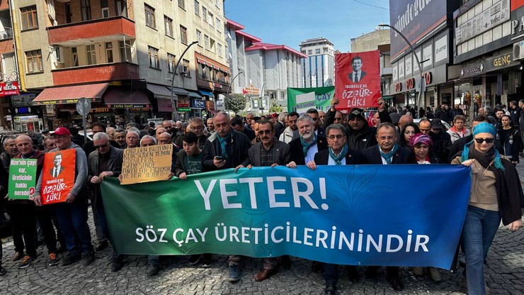rizede-yeter-soz-cay-ureticilerinindir-yuruyusu-23.jpg