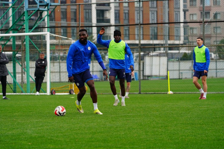 caykur-rizespor-samsunspor-maci-hazirliklarina-basladi-7.jpg