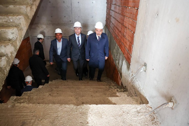 rizede-yeni-defterdarlik-hizmet-binasi-insaati-hizla-devam-ediyor-3.jpg