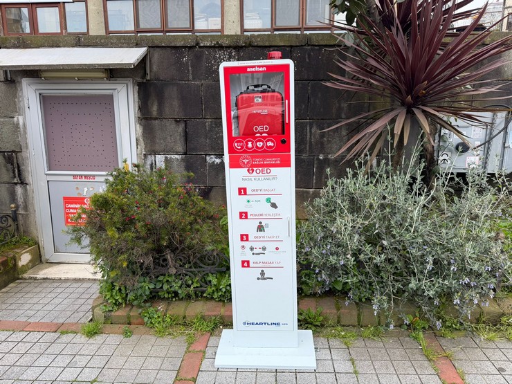 rizeye-5-adet-otomatik-eksternal-defibrilator-yerlestirildi-5.jpg