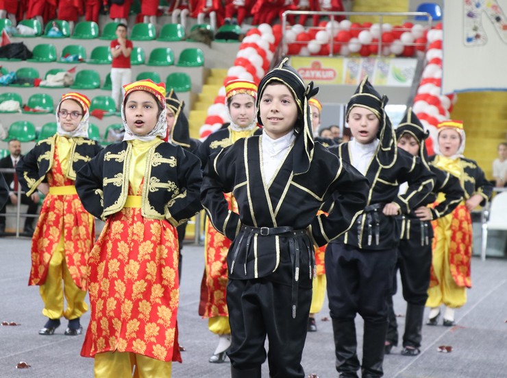 rizede-23-nisan-ulusal-egemenlik-ve-cocuk-bayrami-kutlandi-8.jpg