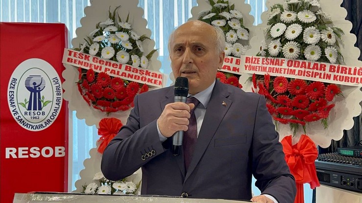 rize-esnaf-ve-sanatkarlar-odalar-birligi-resob-baskani-guven-aksoy-olagan-genel-kurulda-guven-tazeleyerek-yeniden-baskanliga-secildi-8.jpg
