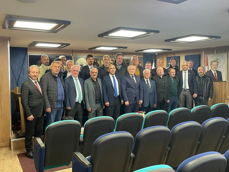 rize-esnafinda-guven-tazelemeye-dogru-aksoydan-birlik-ve-hizmet-mesaji-5.jpg