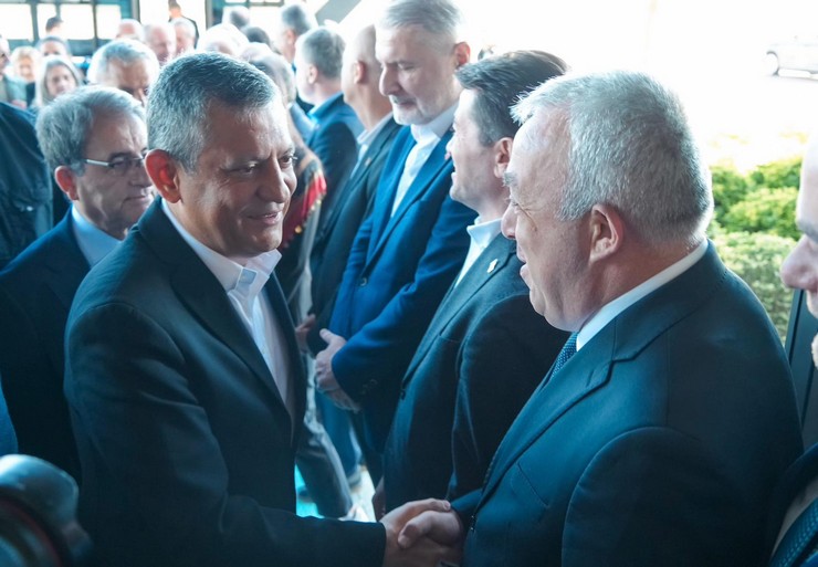 cumhuriyet-halk-partisi-chp-genel-baskani-rizedse-10.jpg