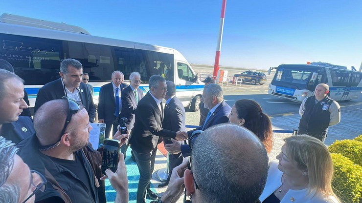 cumhuriyet-halk-partisi-chp-genel-baskani-rizedse-5.jpg