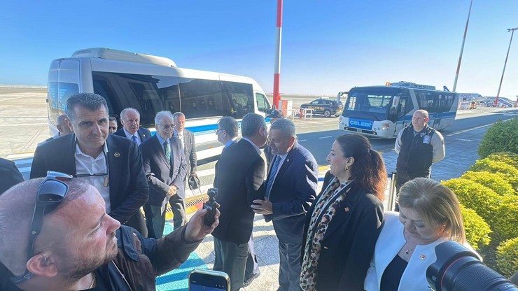 cumhuriyet-halk-partisi-chp-genel-baskani-rizedse-6.jpg