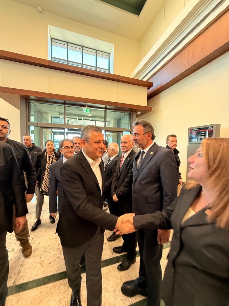cumhuriyet-halk-partisi-chp-genel-baskani-rizedse-8.jpg