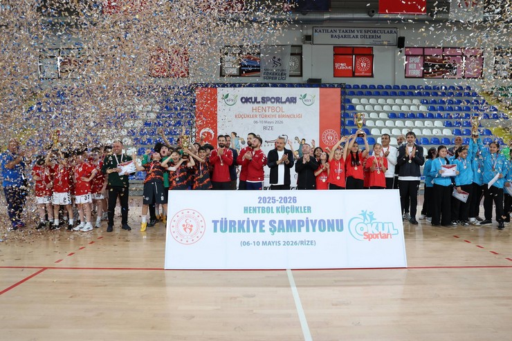 rizede-hentbol-soleni-turkiye-sampiyonlari-belli-oldu-6.jpg