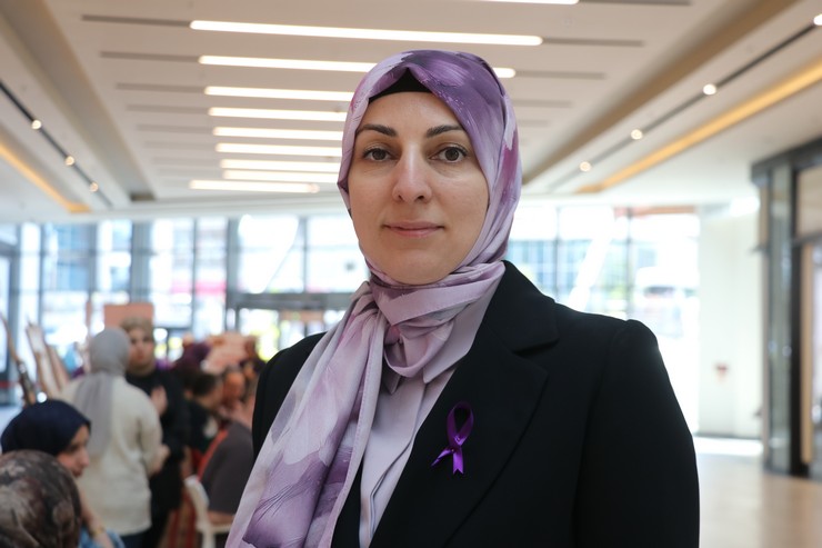 rizede-cayeli-bakim-rehabilitasyon-ve-aile-danisma-merkezi-mudurlugu-organizesinde-sevgi-varsa-engel-yok-sergisi-acildi-3.jpg