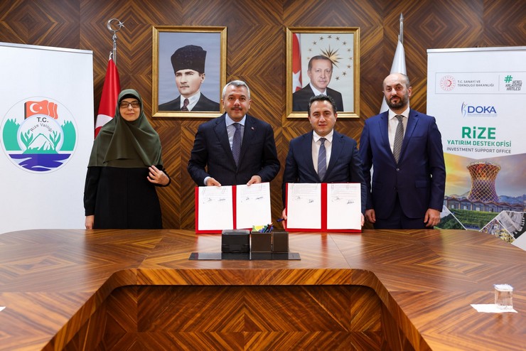 rize-valiligi-onculugunde-ve-dogu-karadeniz-kalkinma-ajansi-doka-is-birligiyle-bolgenin-turizm-potansiyelini-artirmayi-hedefleyen-mali-is-birligi-protokolu-imzalandi-3.jpg