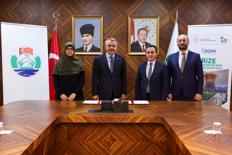 rize-valiligi-onculugunde-ve-dogu-karadeniz-kalkinma-ajansi-doka-is-birligiyle-bolgenin-turizm-potansiyelini-artirmayi-hedefleyen-mali-is-birligi-protokolu-imzalandi.jpg