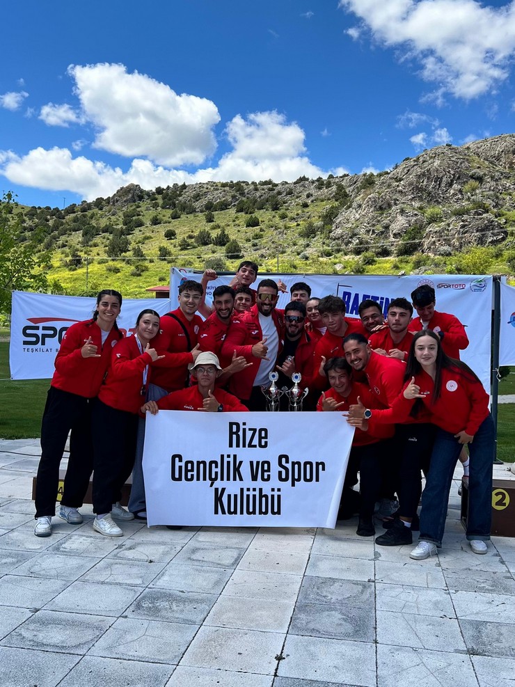 rize-genclik-ve-spor-kulubunden-turkiye-rafting-sampiyonasinda-5-kategoride-sampiyonluk-8.jpg