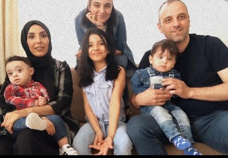 giresunda-meydana-gelen-zincirleme-kazada-hayatini-kaybeden-surucu-ali-yildiz-45-esi-melek-yildiz-40-ile-cocuklari-hamza-7-hasan-7-ve-sadem-yagmur-yildizdan-15-geri.jpg