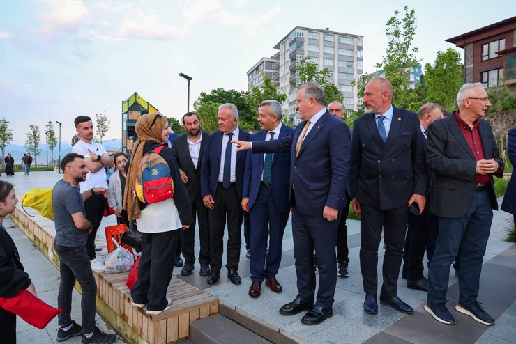 rize-artvin-havalimani-karsisina-yeni-sosyal-yasam-alan-5.jpg