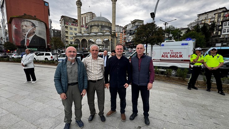 rizede-kurban-bayrami-dolayisiyla-geleneksel-bayramlasma-programi-duzenlendi-26.jpg