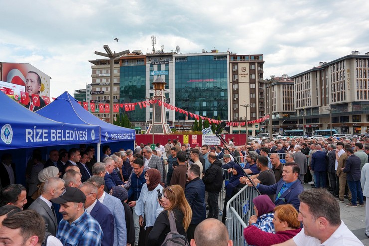 rizede-kurban-bayrami-dolayisiyla-geleneksel-bayramlasma-programi-duzenlendi-4.jpg