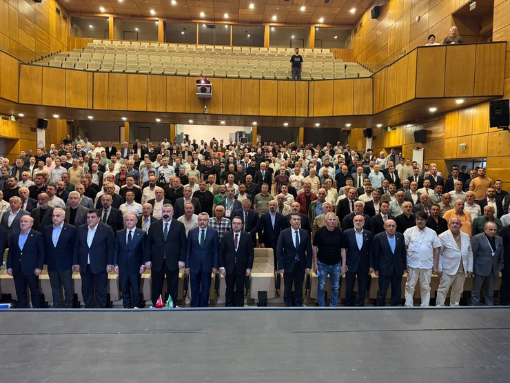 aykur-rizesporda-yeni-donem-35-baskan-ali-zeki-saruhan-oldu-7.jpg