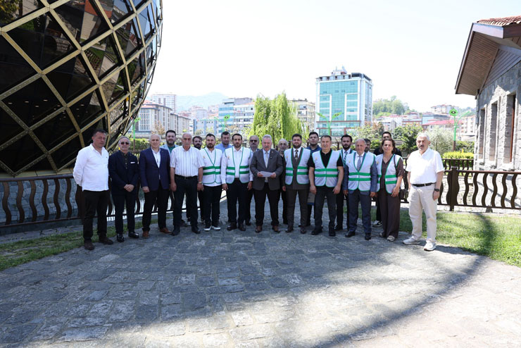 ak-parti-rize-il-baskani-yilmaz-katmer-5-haziran-dunya-cevre-gunu-dolayisiyla-basin-aciklamasinda-bulundu.jpg