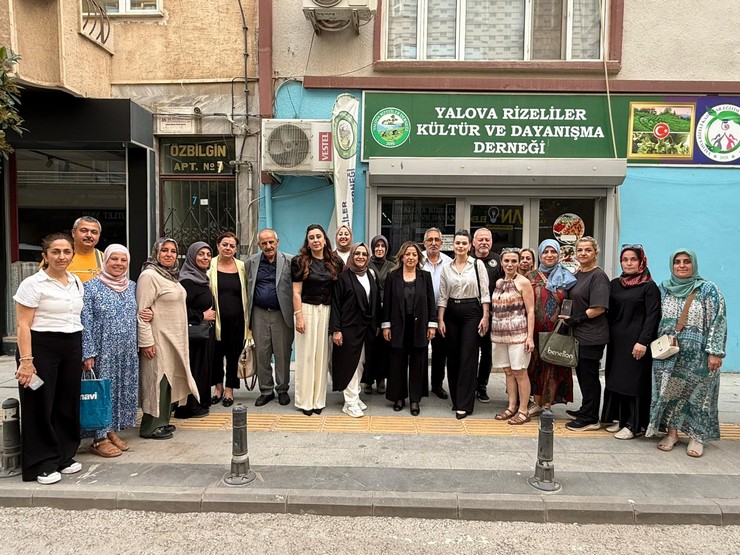 rizeliler-dernegi-onculugunde-toplumsal-farkindalik-semineri-5.jpg
