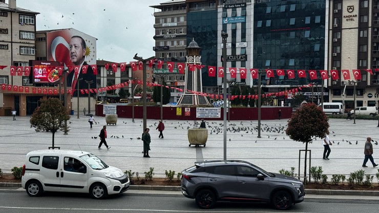 15-temmuz-demokrasi-ve-cumhuriyet-meydan-4.jpg