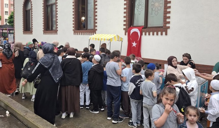 berat-camii-kuran-kursu-ogrencileri-odullerine-kavustu-5.jpg