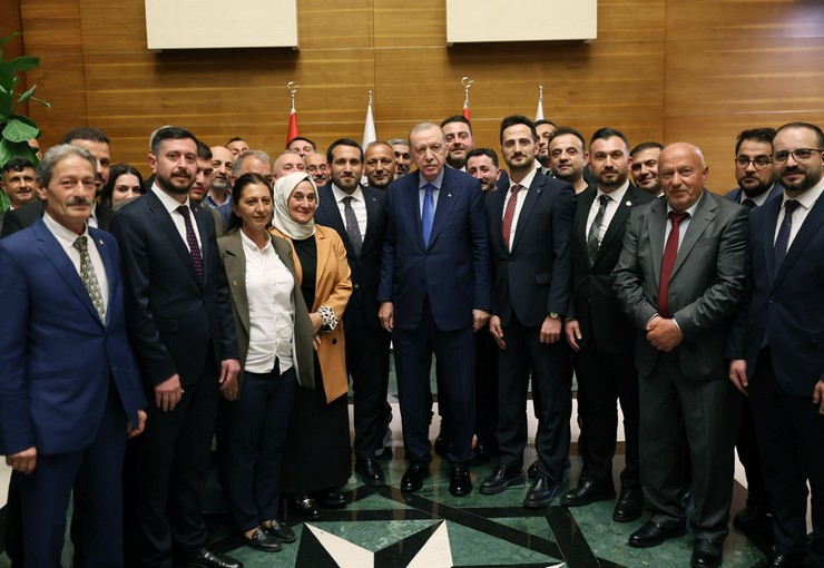 ak-parti-rize-merkez-ilce-baskanligi-ankarada-gerceklestirdigi-ust-duzey-ziyaret-programi-1.jpg