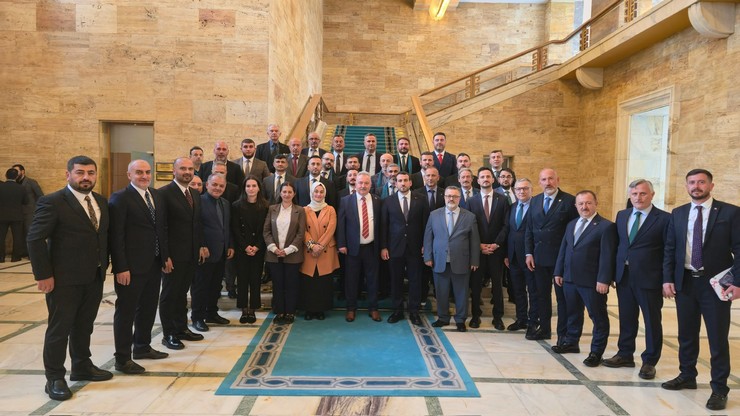 ak-parti-rize-merkez-ilce-baskanligi-ankarada-gerceklestirdigi-ust-duzey-ziyaret-programi-11.jpg