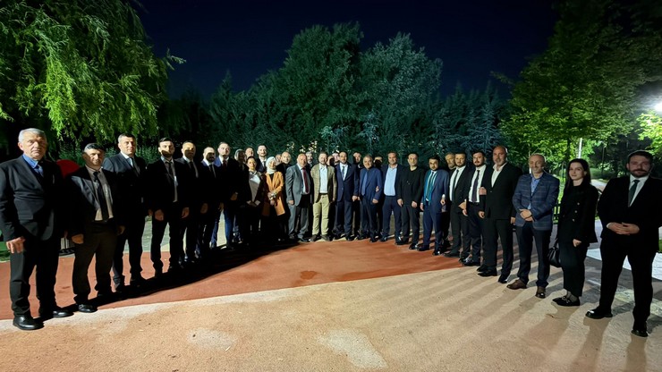ak-parti-rize-merkez-ilce-baskanligi-ankarada-gerceklestirdigi-ust-duzey-ziyaret-programi-7.jpg