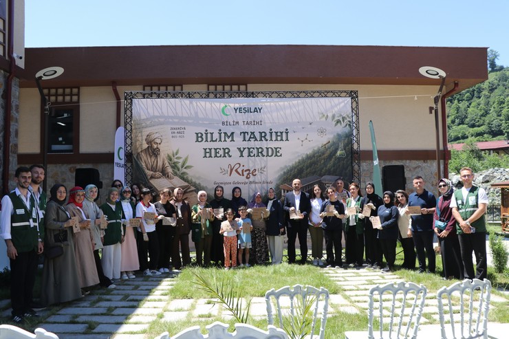 rizede-bilim-tarihi-her-yerde-programi-gerceklestirildi-5.jpg