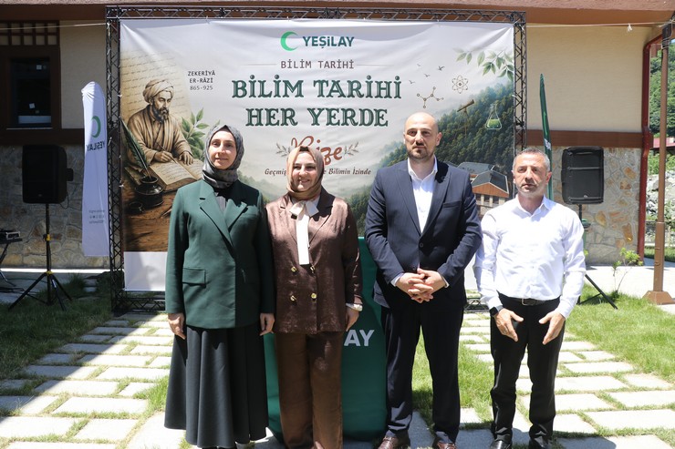 rizede-bilim-tarihi-her-yerde-programi-gerceklestirildi-6.jpg