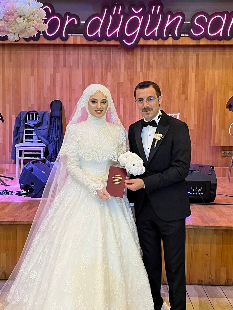 kaymakam-esra-demirtas-ve-kaymakam-yunus-emre-polatin-nikahi-1.jpg