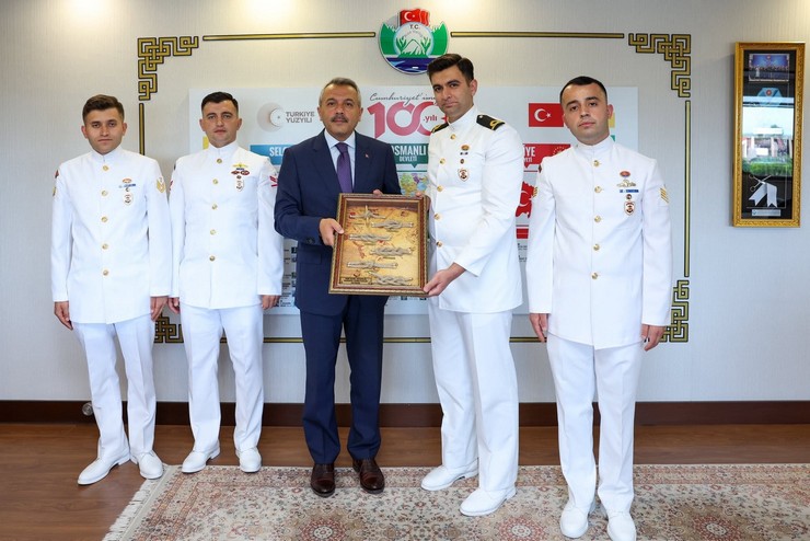 sahil-guvenlik-komutanliginin-kurulusunun-44-yil-donumu-rizede-duzenlenen-anlamli-bir-ziyaretle-kutlandi-1.jpg