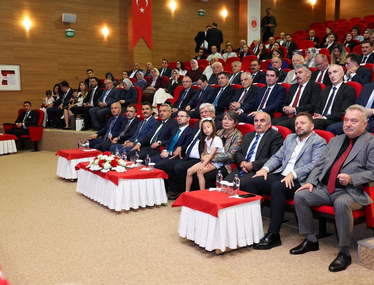 adalet-bakanligindan-vefa-hamlesi-rize-personel-egitim-merkezine-kenan-ipek-ismi-verildi-6.jpg