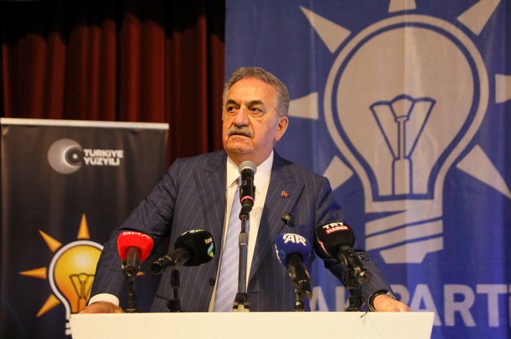 ak-parti-genel-baskan-yardimcisi-yazici-ruzgara-gore-yonumuz-degismez-2.jpg
