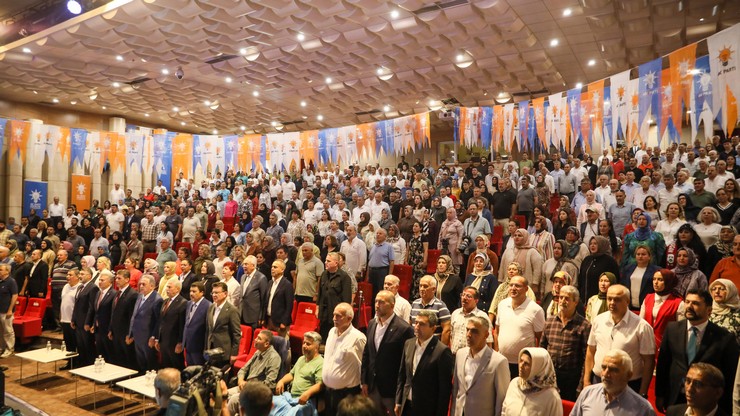 ak-parti-genel-baskan-yardimcisi-yazici-ruzgara-gore-yonumuz-degismez-4.jpg