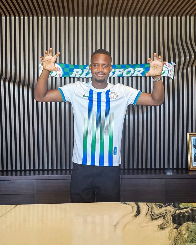 caykur-rizespor-siaka-bakayoko-transferini-acikladi-4.jpg