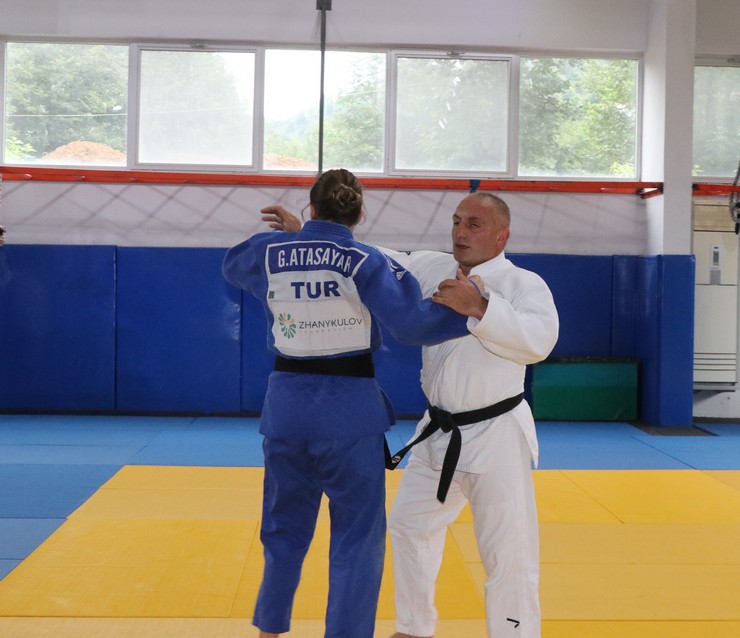 paralimpik-judo-milli-takimi-agustosta-almanyanin-heidelberg-kentinde-duzenlenecek-ibsa-para-judo-avrupa-sampiyonasinin-hazirliklarini-rizede-surduruyor-1.jpg