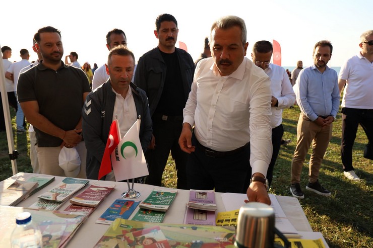rizede-yaz-spor-okullari-coskuyla-basladi-3.jpg