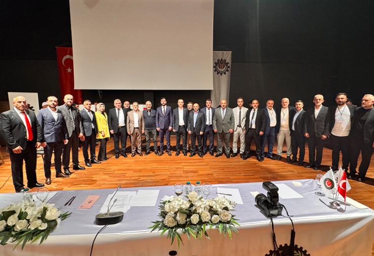 oz-gida-is-sendikasi-dogu-karadeniz-rize-subesinin-4-olagan-genel-kurulu-ramada-otelde-gerceklestirilen-yogun-bir-katilimla-tamamlandi-3.jpg